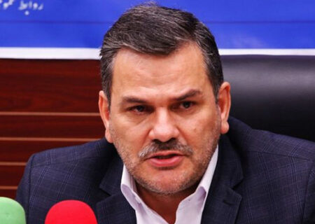 واحدهای تولیدی مرغ تخمگذار به مناطق غیر آلوده منتقل شود