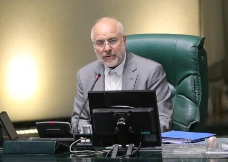 به مردم کوپن الکترونیکی مرغ، تخم مرغ، روغن و پنیر داده می شود