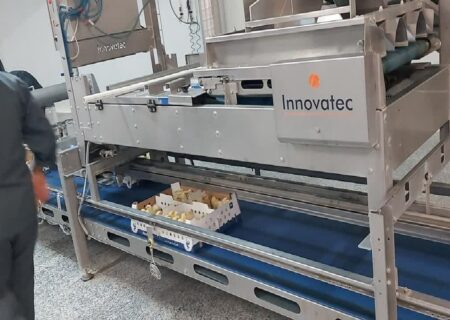 پایش بزرگترین کارخانه جوجه کشی تخم گذار خاورمیانه