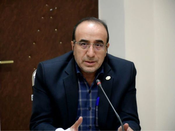 حمایت از تولیدکنندگان بخش دام و طیور با عرضه نهاده مدت دار