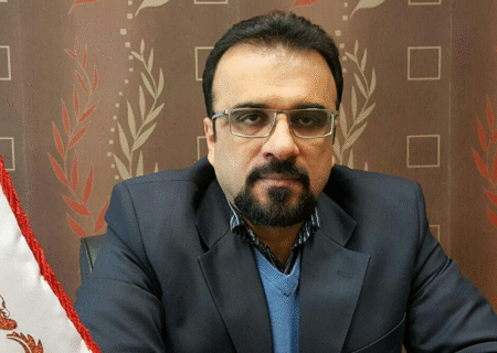 تشکل‌ها در کنار سهم‌ خواهی، برای حل چالش‌ها برنامه ارائه دهند.