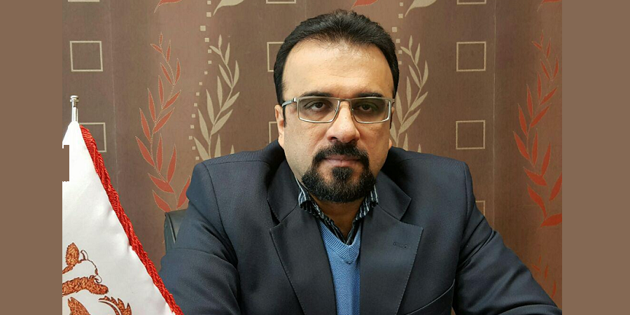 تشکل‌ها در کنار سهم‌ خواهی، برای حل چالش‌ها برنامه ارائه دهند.