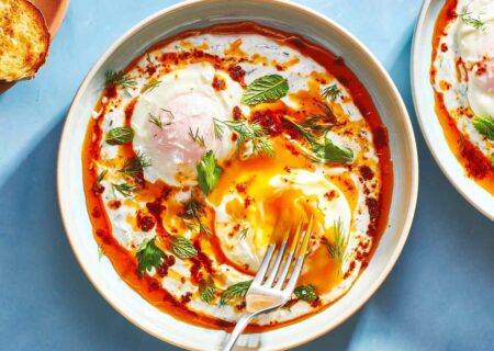 اگر از نیمروهای تکراری خسته شده‌اید، این نیمرو ترکی را امتحان کنید.