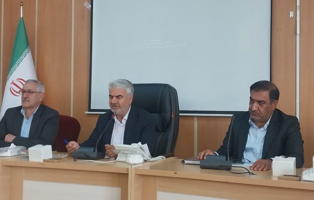 فروش مرغ زنده عامل خطر انتقال آنفولانزای فوقحاد پرندگان در استان