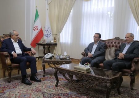 سرمست خواستار اختیارات ویژه برای واردات نهاده‌های دامی شد.