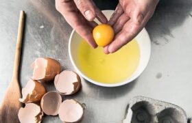 زرده تخم مرغ؛ گنجینه مواد مغذی پنهان برای سلامت مغز