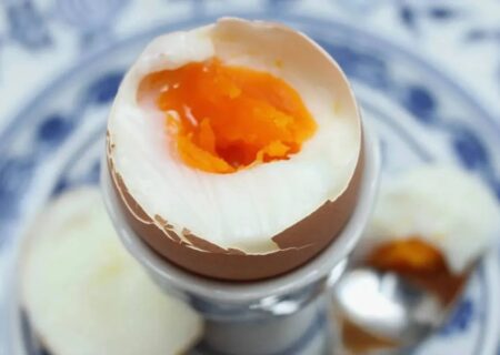 با خوردن هر روز تخم‌مرغ، بدن شما چه واکنشی نشان می‌دهد؟