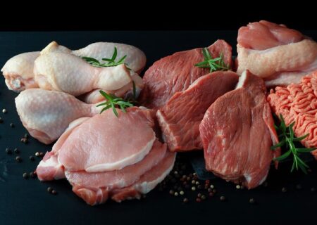 جهش ۷ درصدی عرضه گوشت طیور در آذرماه| رکوردشکنی عرضه گوشت مرغ پس از ۵ سال