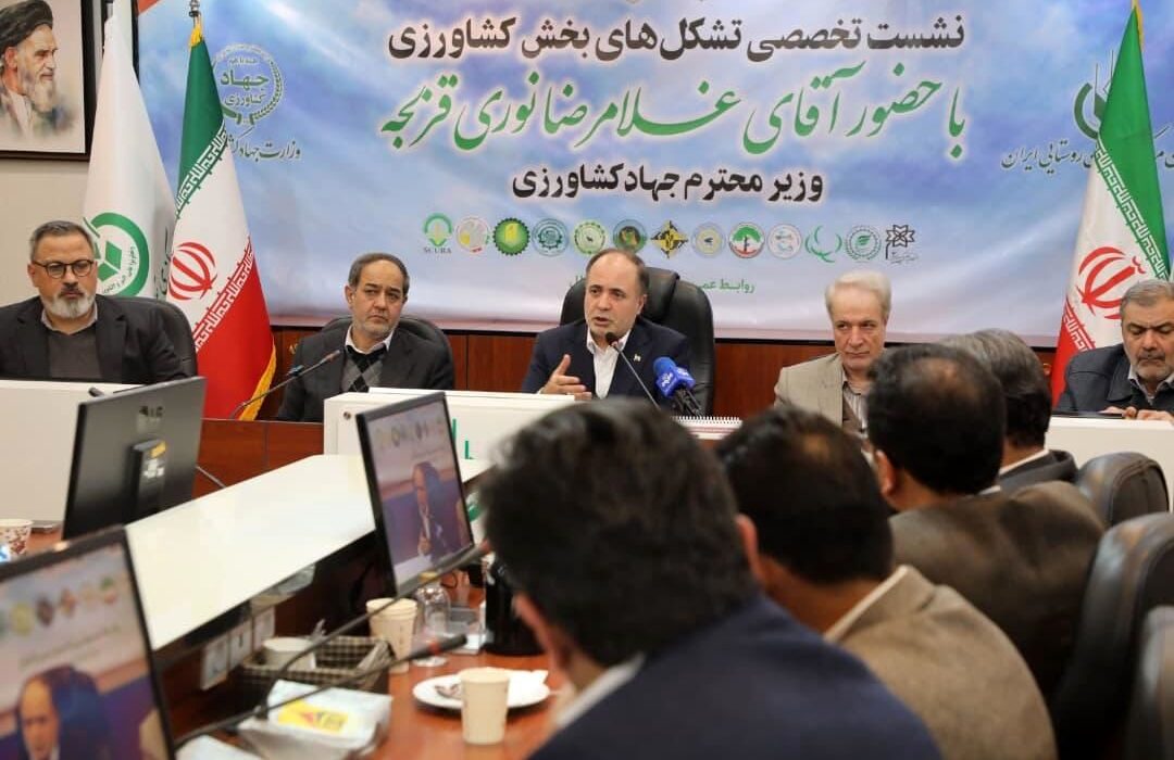 وزیر جهاد کشاورزی: تولیدکنندگان هوای بازار و بازاری را داشته باشند